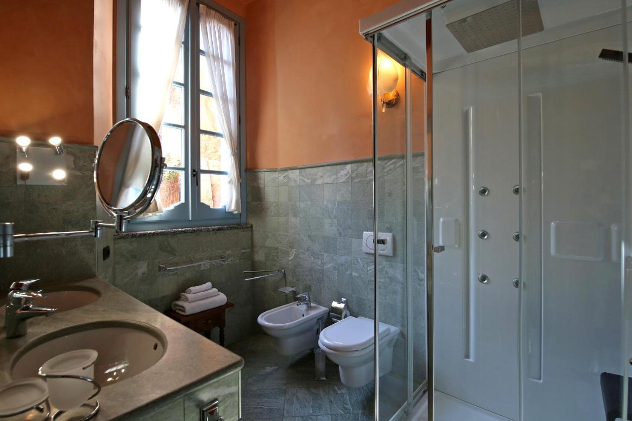 Palazzo Del Vicere Aparthotel Lezzeno Bagian luar foto