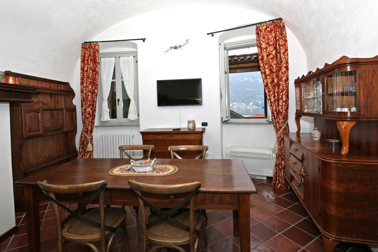 Palazzo Del Vicere Aparthotel Lezzeno Bagian luar foto