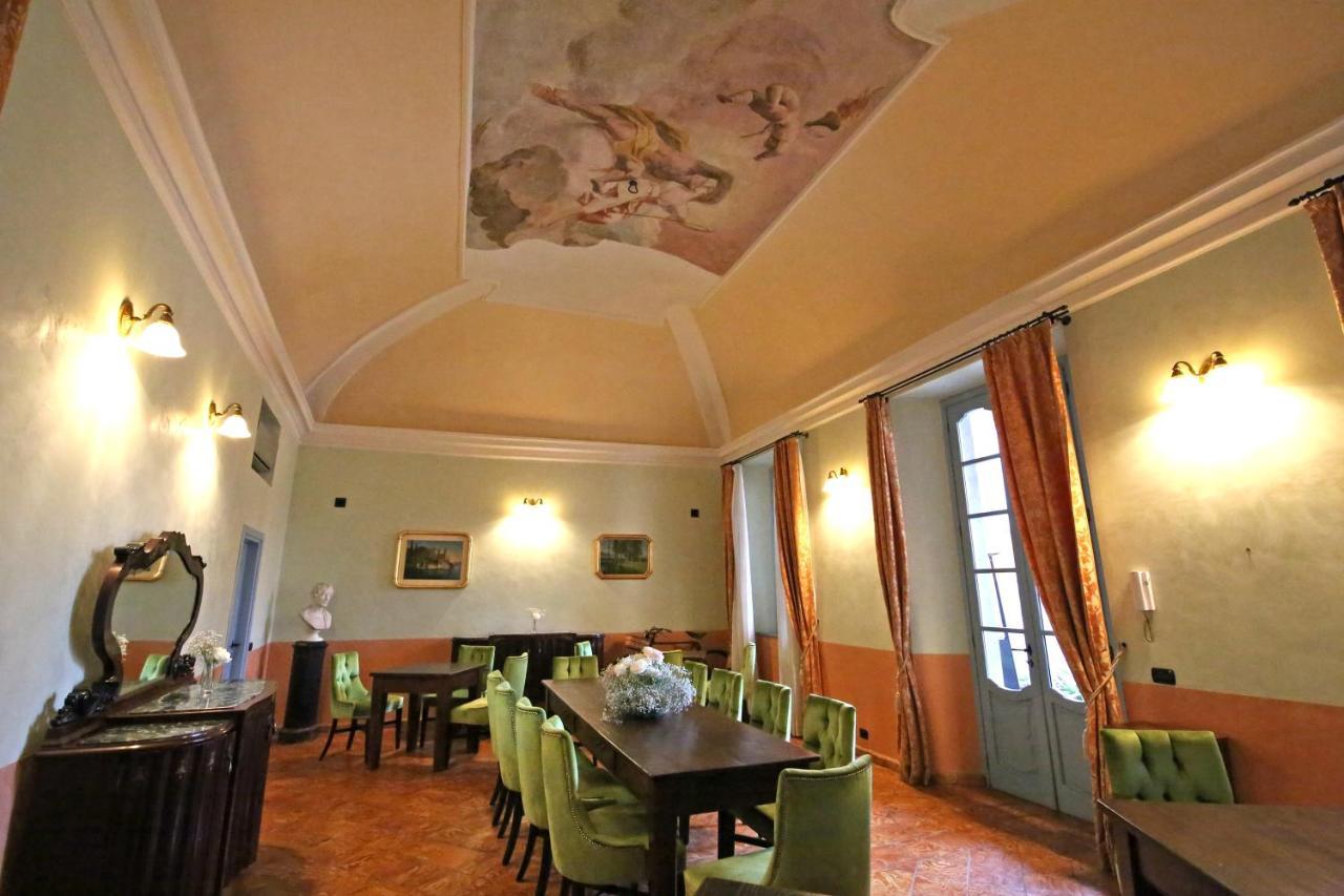 Palazzo Del Vicere Aparthotel Lezzeno Bagian luar foto