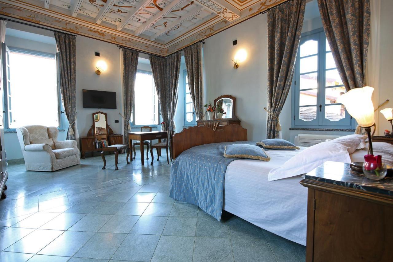 Palazzo Del Vicere Aparthotel Lezzeno Bagian luar foto