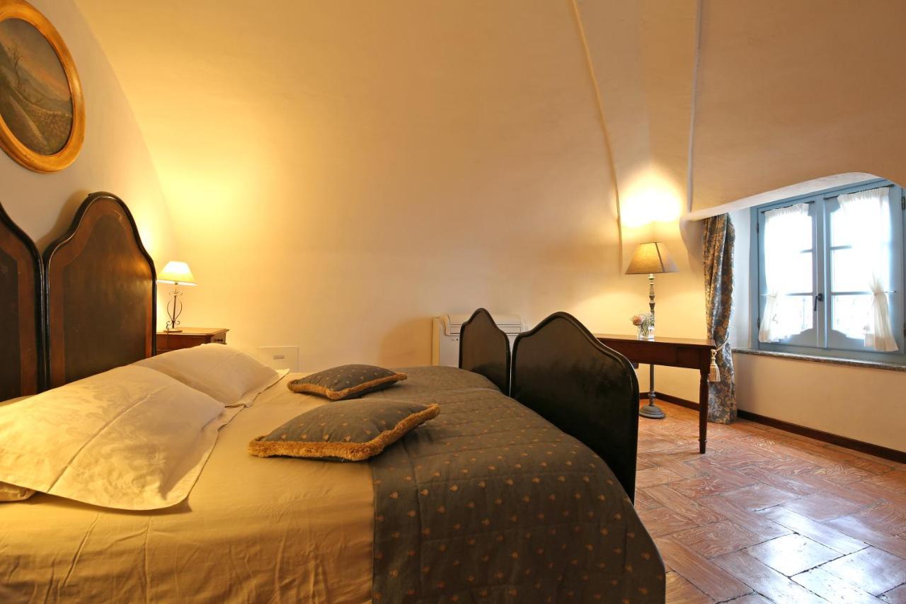 Palazzo Del Vicere Aparthotel Lezzeno Bagian luar foto