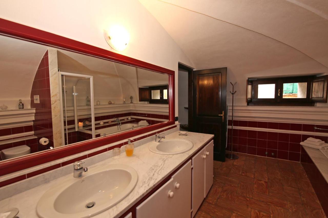 Palazzo Del Vicere Aparthotel Lezzeno Bagian luar foto