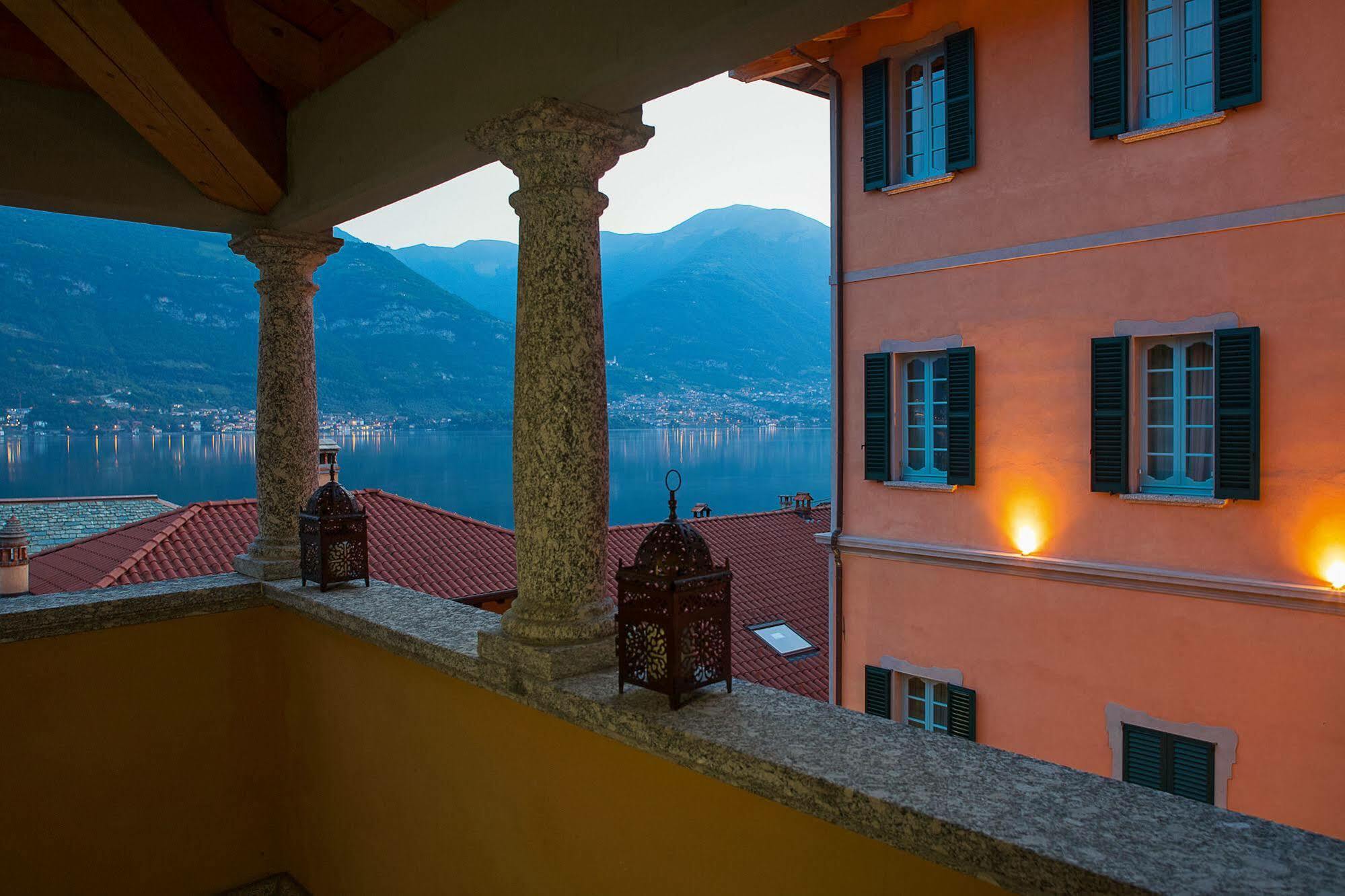 Palazzo Del Vicere Aparthotel Lezzeno Bagian luar foto
